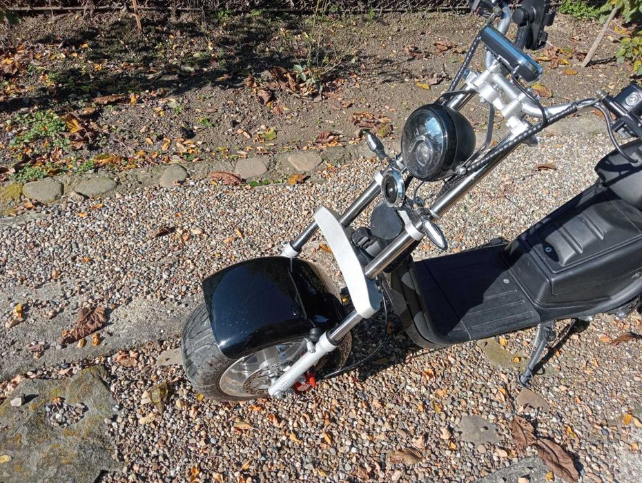 Scuter electric nou anul fabr. 2025 carte RAR inmatriculat ofer fiscal