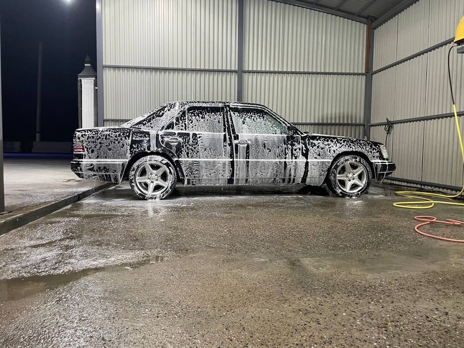 Mercedes Benz w124
