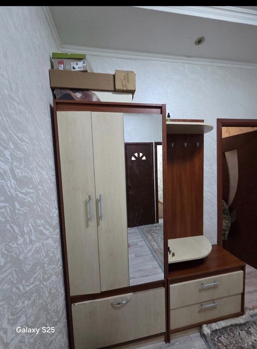 Шкаф для прихожей