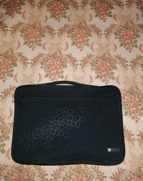 Три чанти за лаптоп