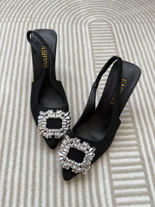 Продам новую обувь, размер 36