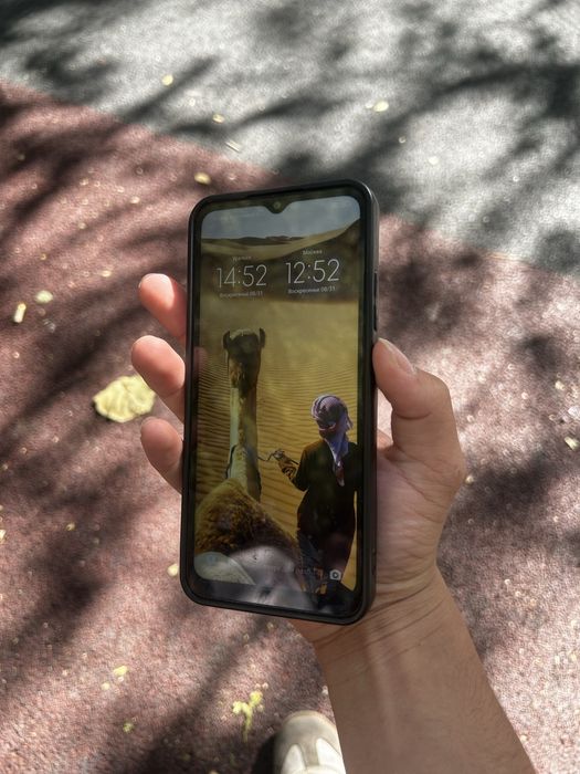 редми 9А , 32гб.