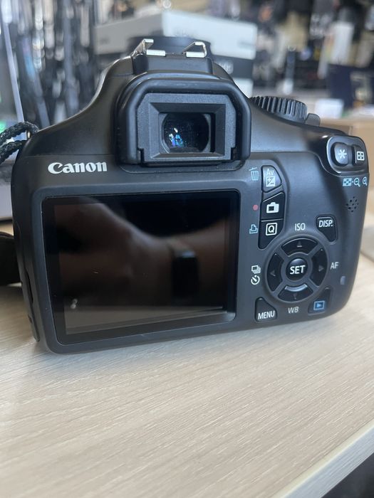 Фотоаппарат Canon EOS 1100D