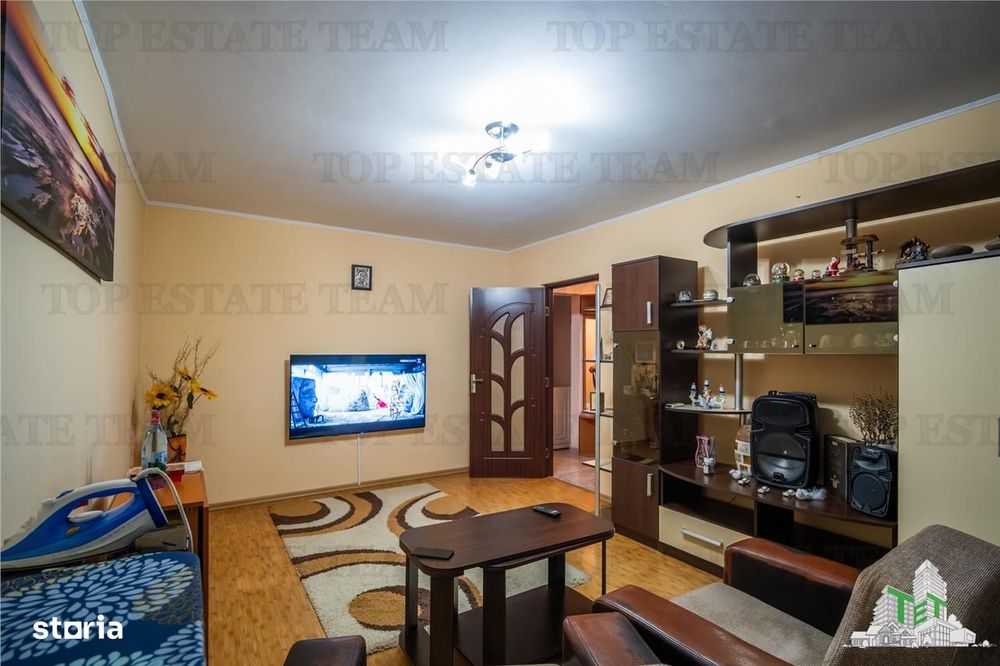 Apartament 3 camere, Titan, Ozana — fotografia 1