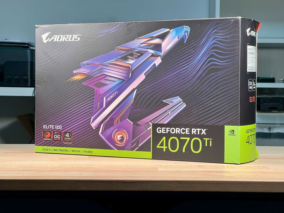 Placă video GIGABYTE AORUS GeForce RTX 4070 Ti ELITE 12GB 50 grade