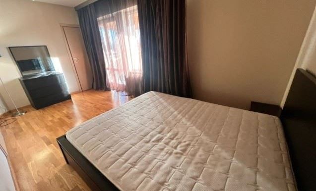 Дава се под наем Двустаен апартамент в София, Триъгълника - 100 кв.м за 587.01 € - Снимка #2