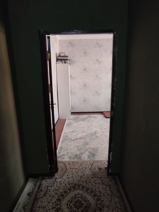 Уй срочно сотилади