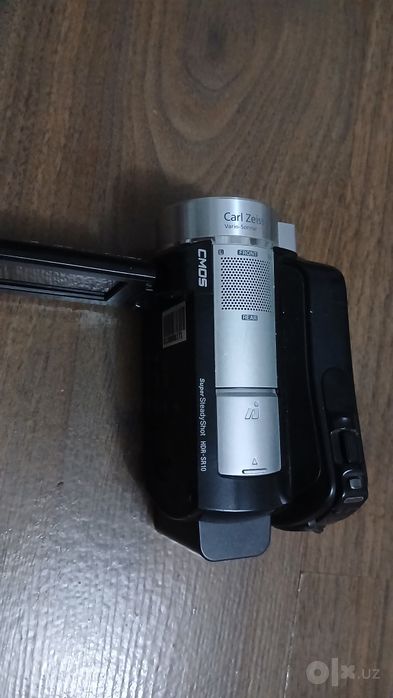 Продаётся цифровой видео камера Sony