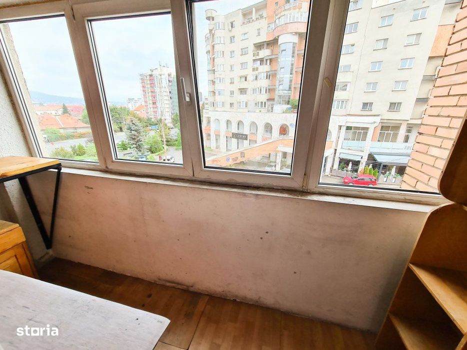 Apartament 4 camere | Decomandat | 100mp | Parcare| Piata Cipariu!