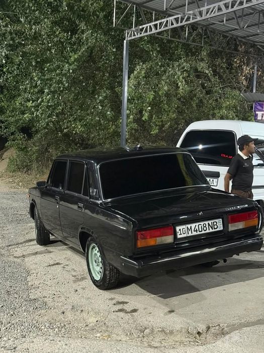 Vaz 2107 srochna sotiladi