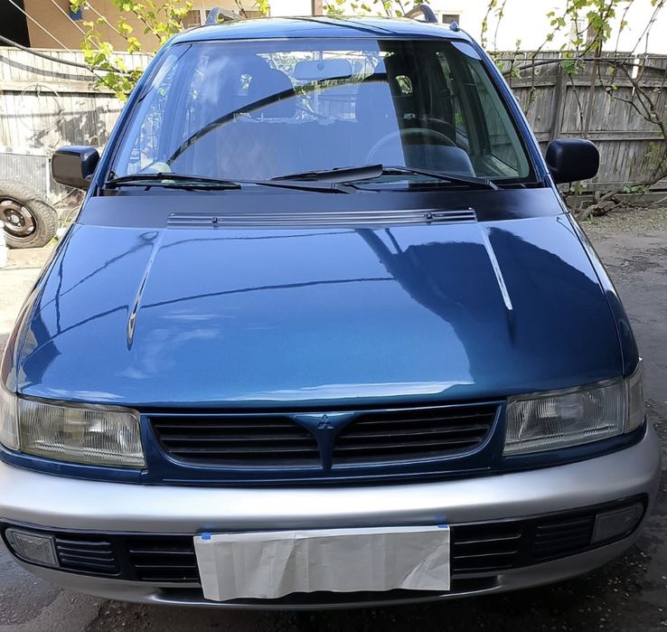Mitsubishi space runner