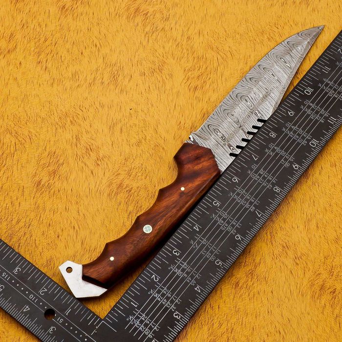 Ножове дамаска стомана - ръчно изработени