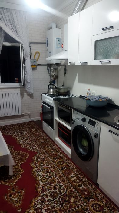 Uy zudlik bilan sotiladi!!!