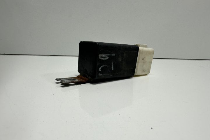 Releu  899260000 Mercedes-Benz Vito W639