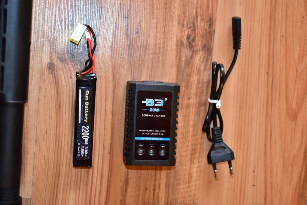 М4 - CYMA 607 пушка за еърсофт