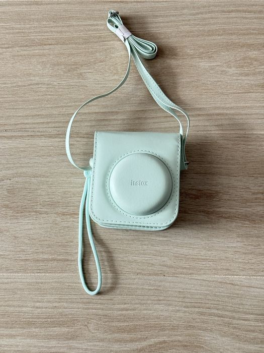 Fujifilm Instax Mini 12 – Aparat foto instant