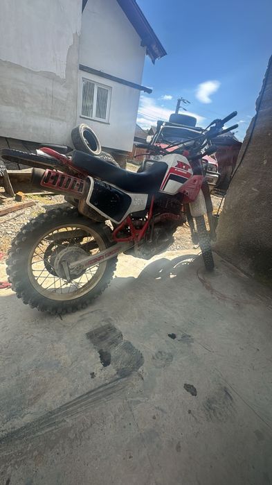 Yamaha Xt600 enduro