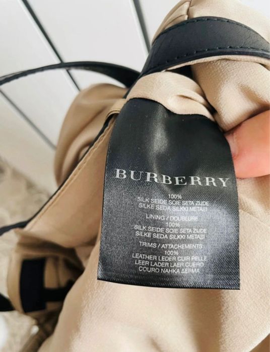 Rochie de ocazie Burberry cu spatele gol, matase naturala 100%