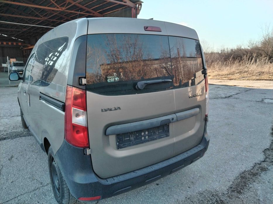 Dacia Dokker 1.6 85 к.с. бензин 2014г. на части