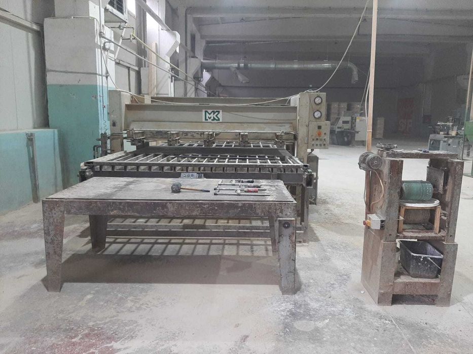 Presa lipit panouri la cald