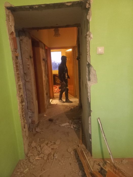 Къртене и Събаряне