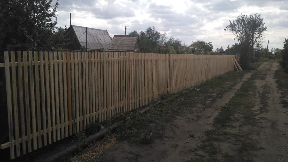 Заборы,  штакетник установка
