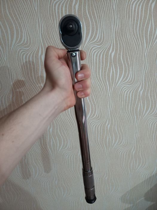 Динамометрический ключ