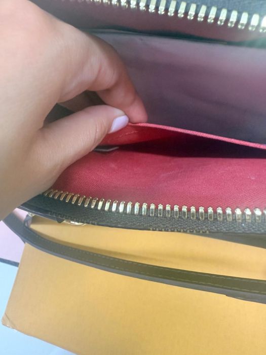 Vand geanta louis vuitton alma bb