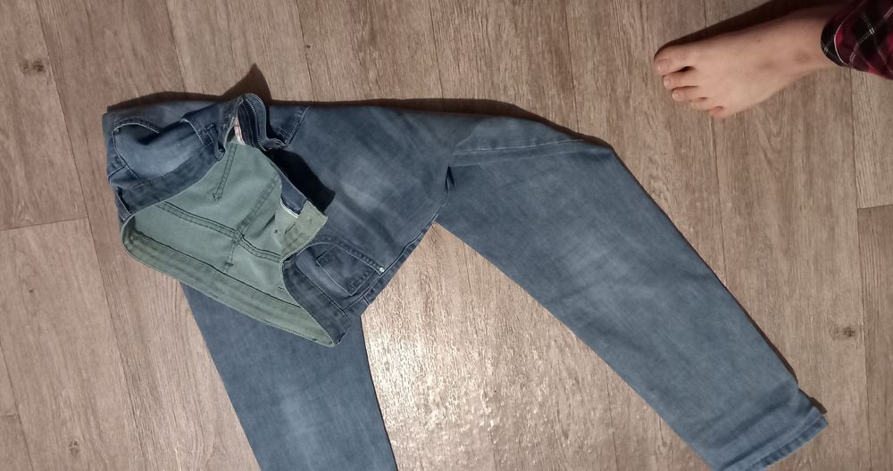 Джинсы в хорошем состоянии