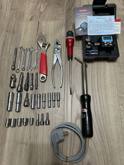 Chei tubulare,ciocan de lipit, adaptor digital dinamometric