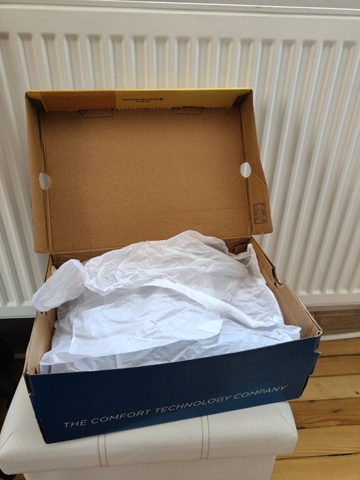 Дамски маратонки Skechers - нови