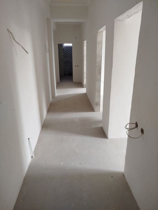 Продаётся квартира уй сотилади