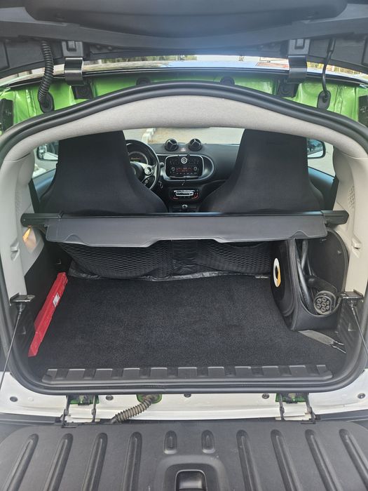 Smart fortwo electrica ediție aniversară