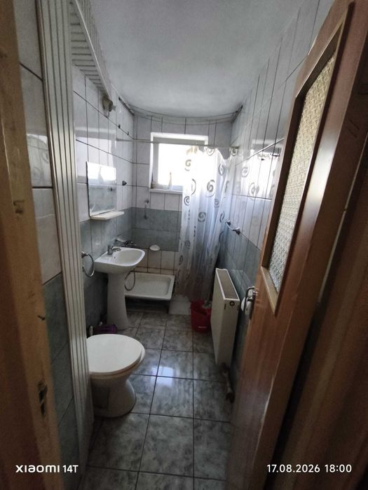 Inchiriere apartament 3 camere