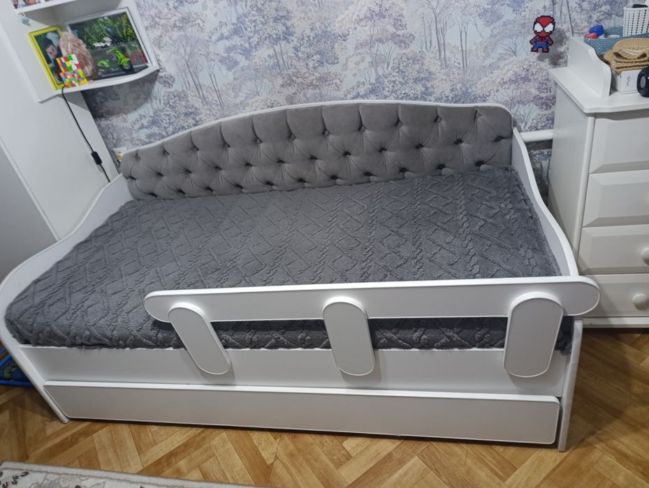 Кровать детская ,подростковая