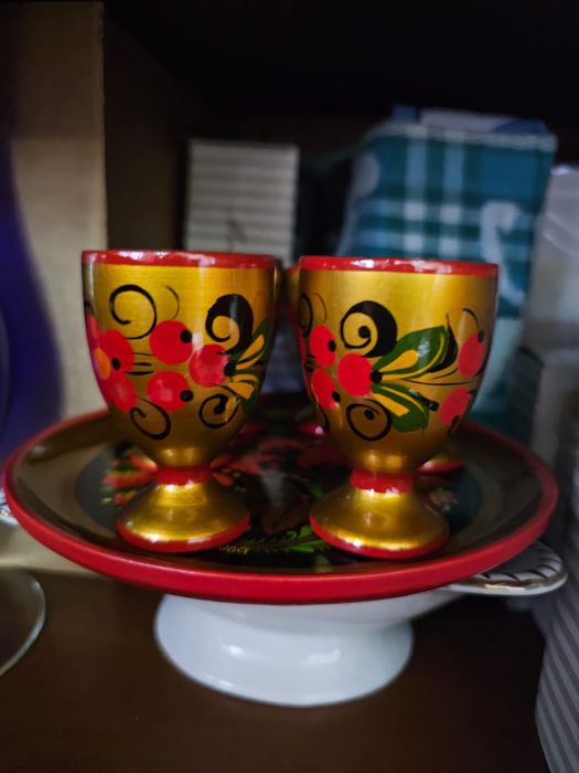 Деревянные рюмки с хохломой
