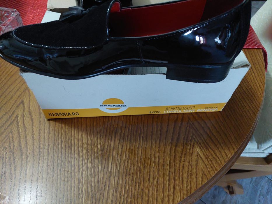 Loafers de barbati, piele naturala, bordeaux/ negri, cu 2 catarame