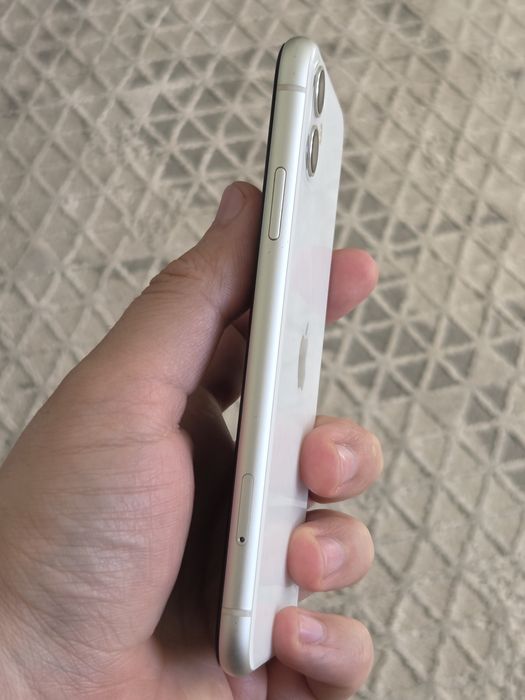 Iphone 11 64 gb.