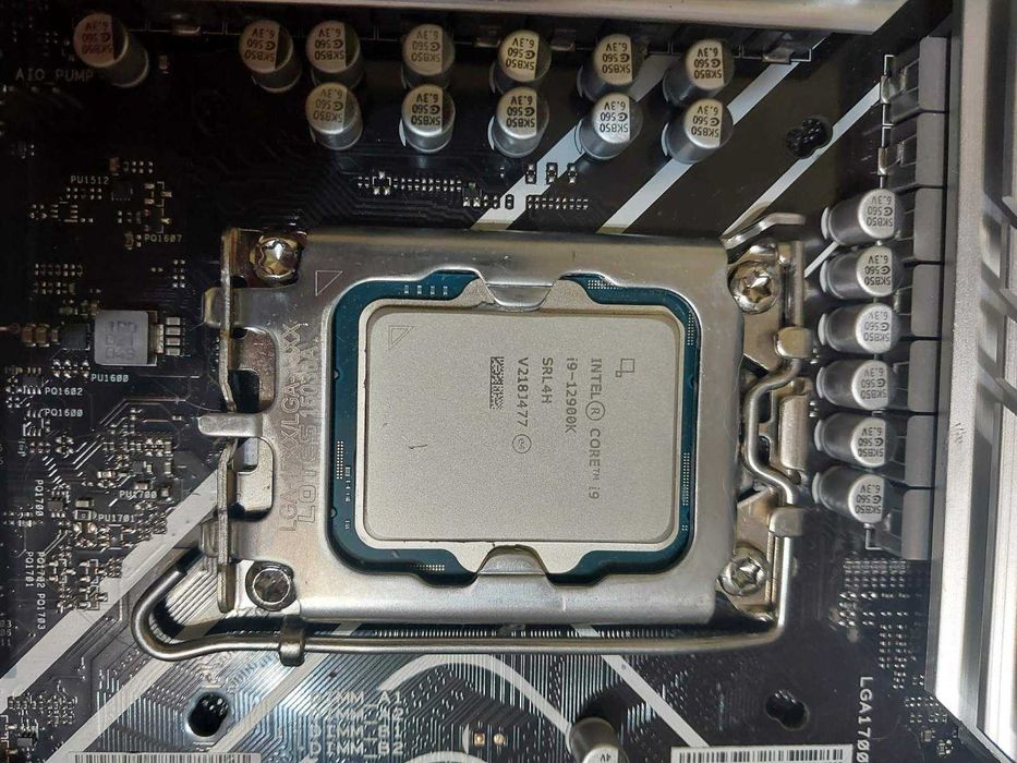 Intel Core i9 12900K + Asus Prime Z690-P Wi-Fi D4