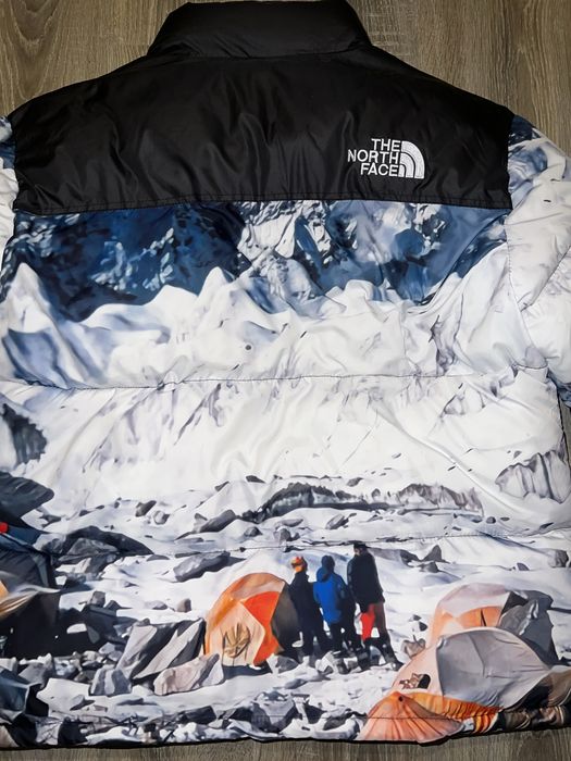 Срочно продам - Куртка TNF новая.