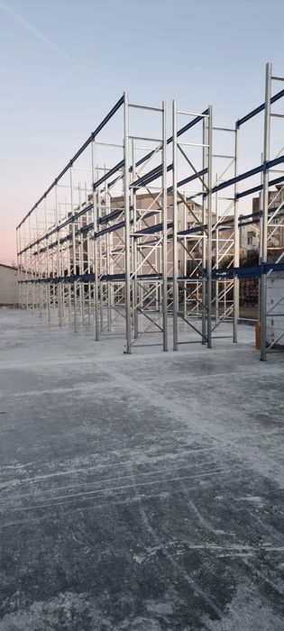 Rafturi industriale pentru paleți