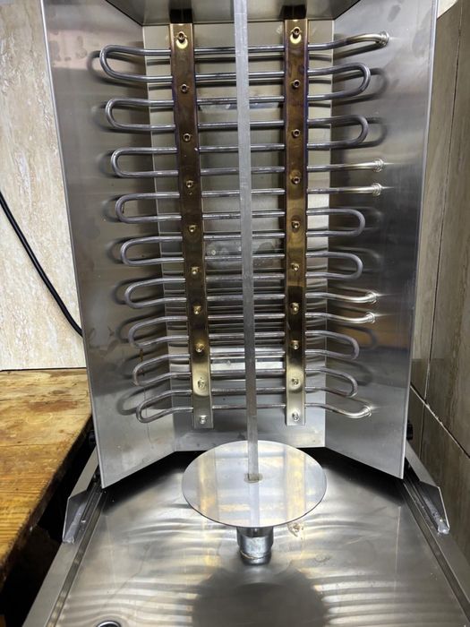 вертикальный гриль для шаурмы