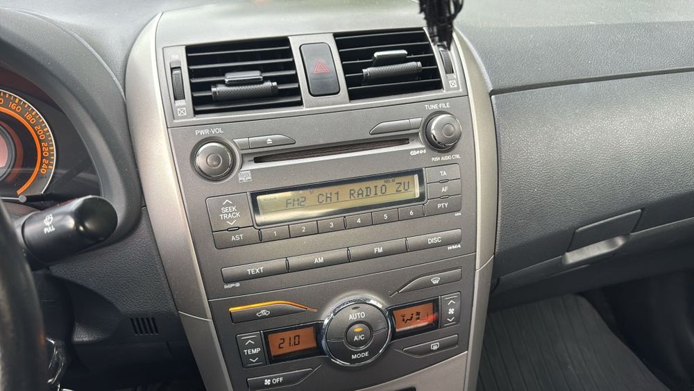 Radio cd toyota corolla 2008-2012
