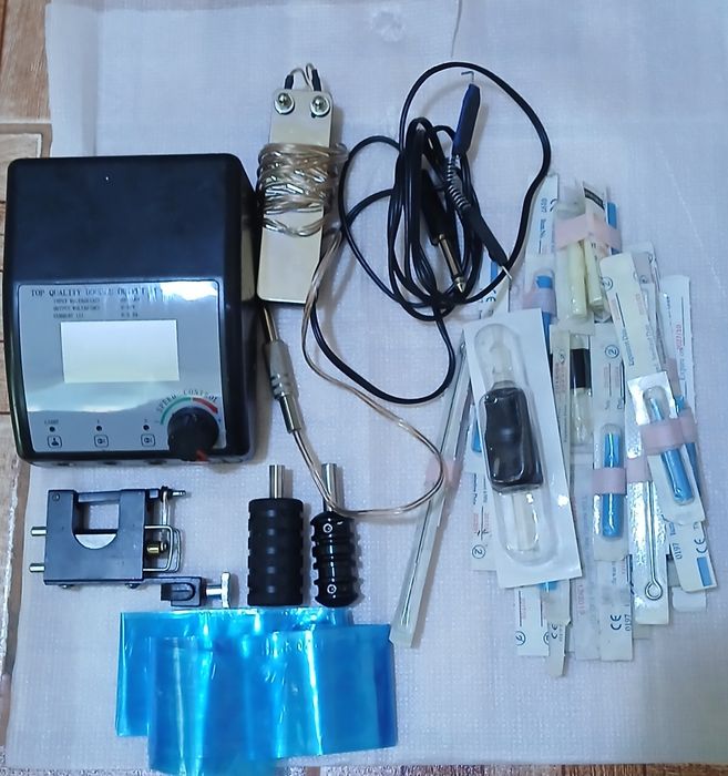 Kit aparat tatuat