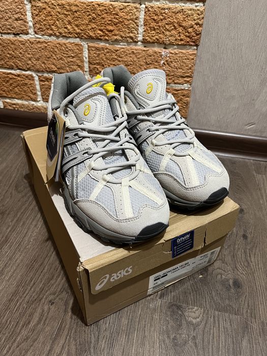 Кроссовка Asics