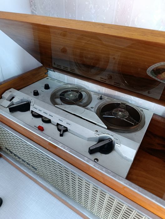 Продам катушечный магнитофон