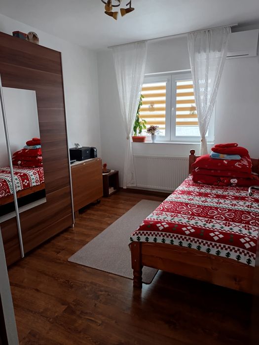 Apartament cu 4 camere de vanzare