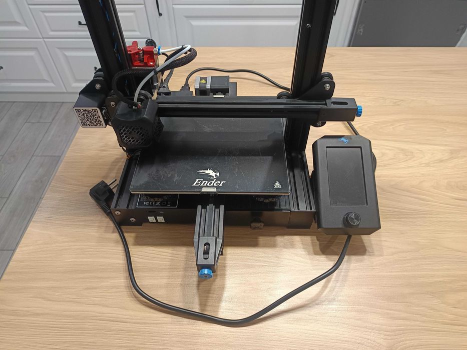 Imprimantă 3D Creality Ender 3-V2