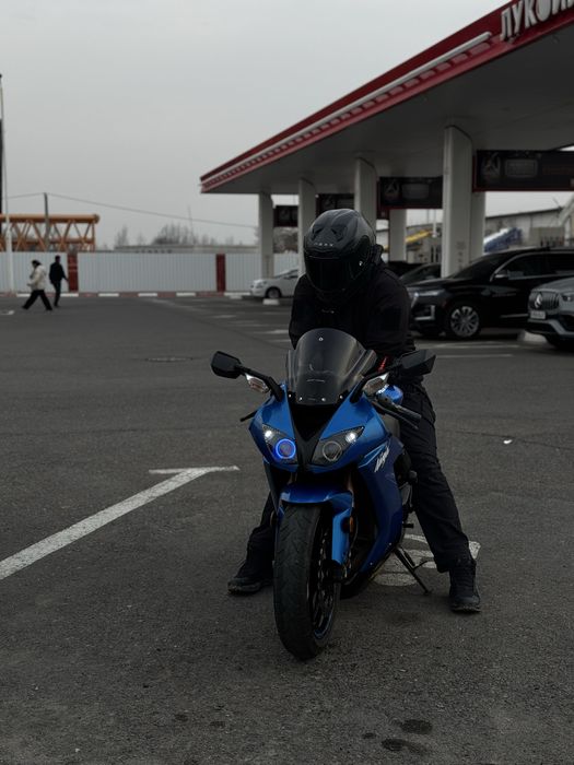 Kawasaki Zx10r 2008 Years 17.000 Km