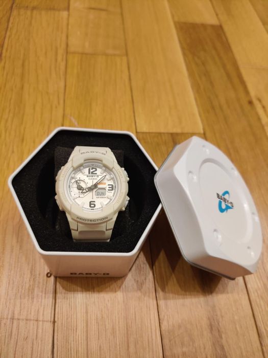 НОВ Casio BABY G в кутия, за подарък